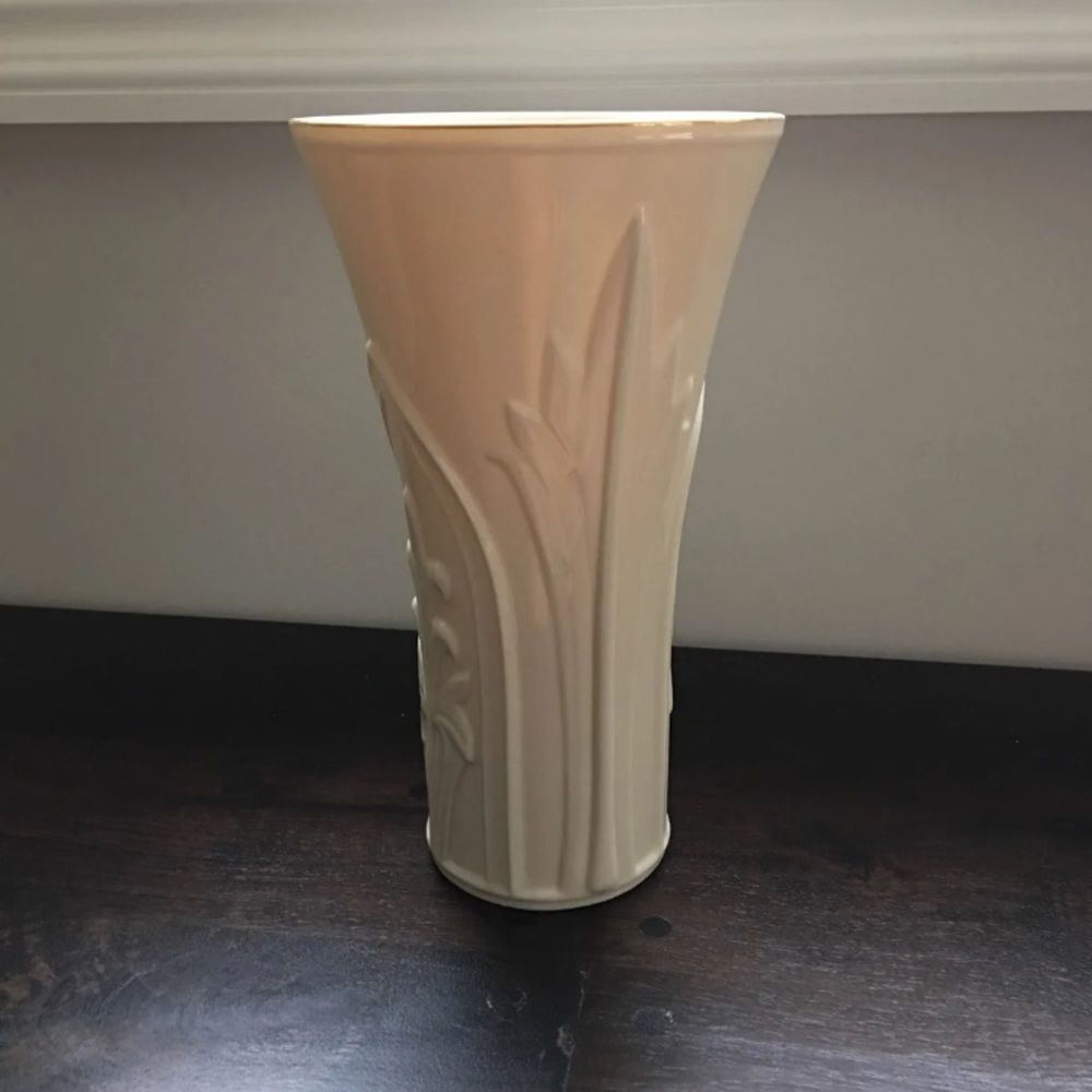 Lenox Vase - Picture 3 of 6